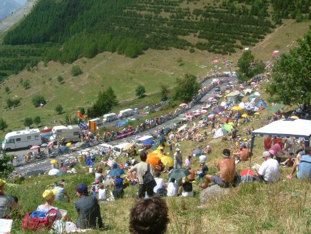 Alpe d Huez veel mensen zijn toeschouwers tijdens de Tour de France